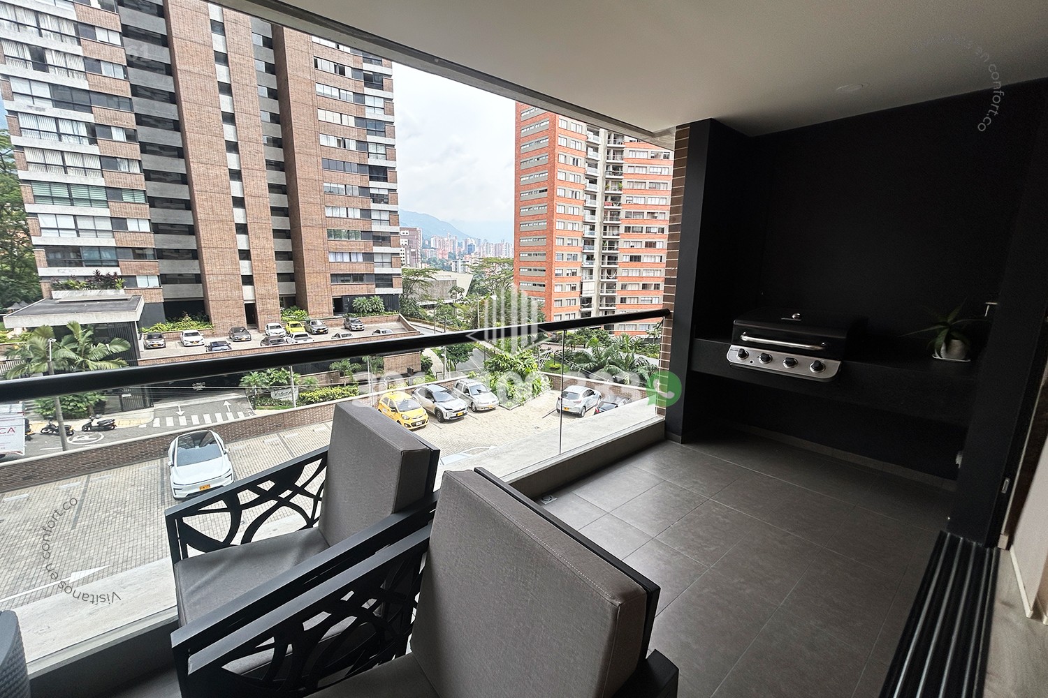 Apartamento en arriendo en Altos Del Poblado, Medellín · foto 5 de 24
