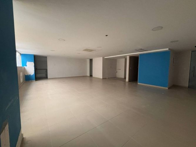 Local en arriendo en Mejoras Publicas, Bucaramanga, 238 m² · foto 5 de 13