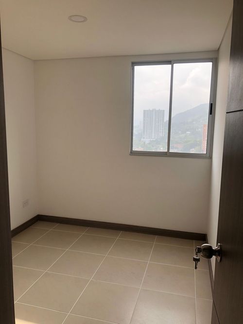 Apartamento de 3 alcobas en venta en Machado, Copacabana, 61 m² · foto 9 de 14