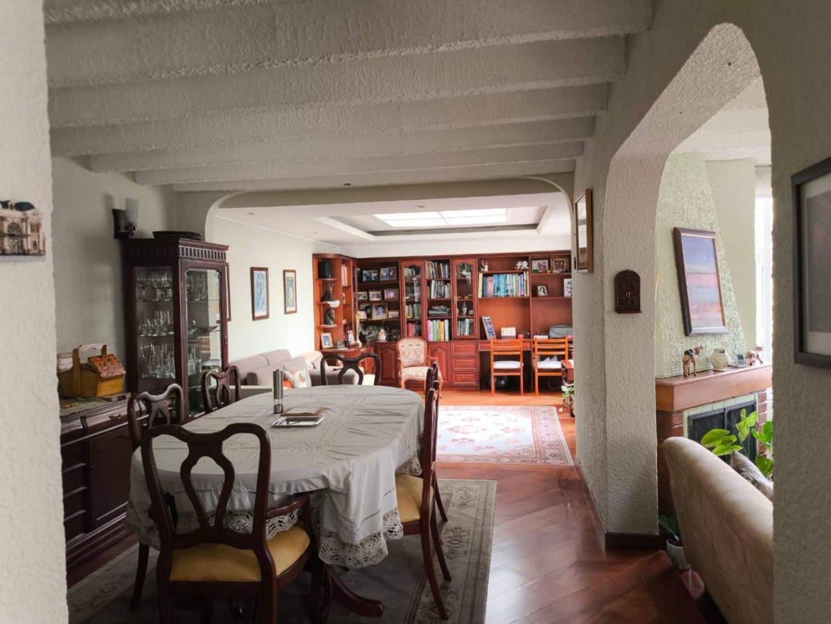 Casa en venta en Villa Magdala, Bogotá · foto 3 de 20