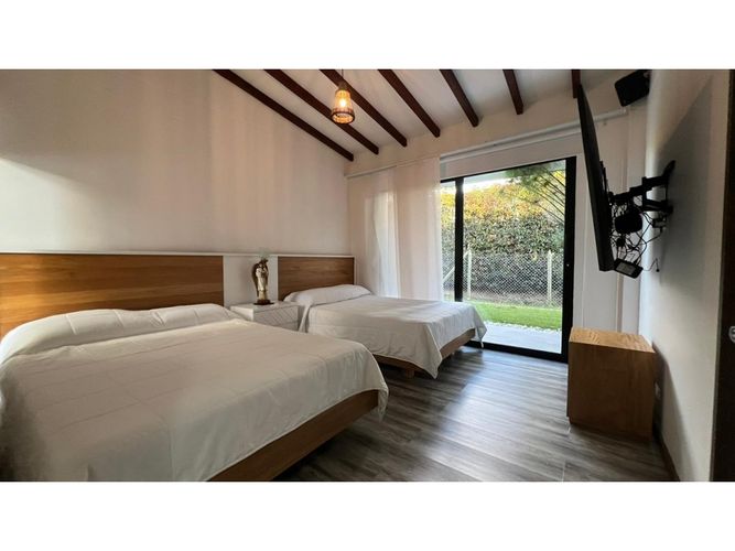 Casa de 5 alcobas en venta en El Carmen de Viboral, 918 m² · foto 24 de 24