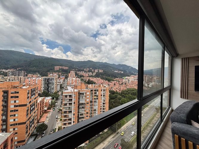Apartamento de 2 alcobas en venta en Cedritos, Bogotá, 81 m² · foto 4 de 24