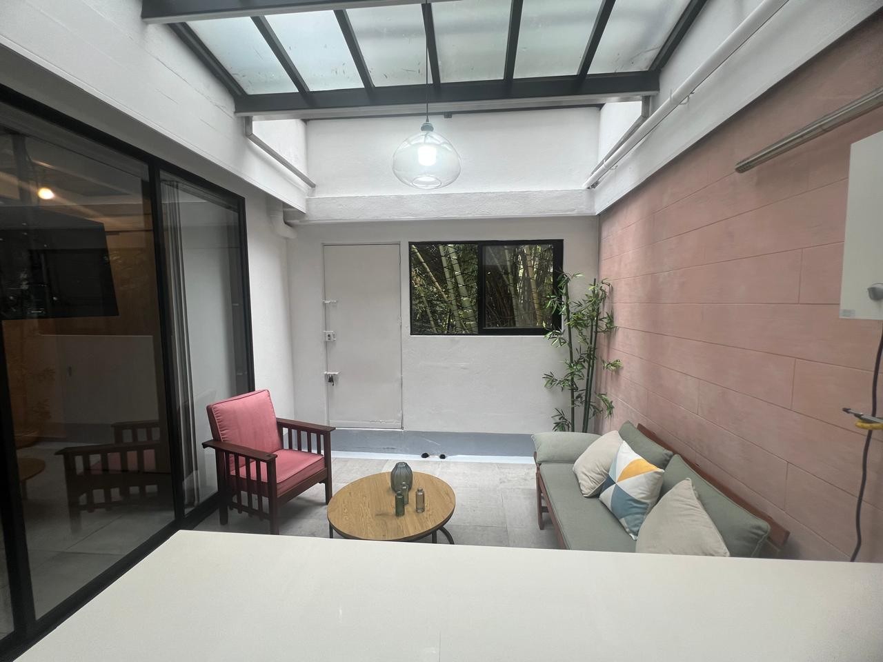1BR Apartment in Provenza (50 m²)