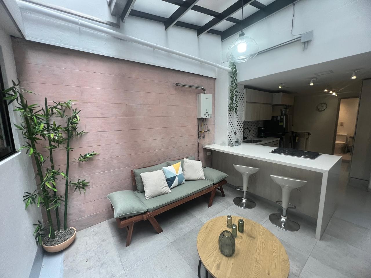 1BR Apartment in Provenza (50 m²) - 4