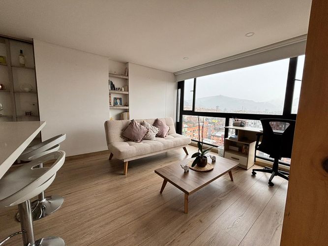 Apartaestudio en venta en Cedritos, Bogotá, 47 m² · foto 2 de 21