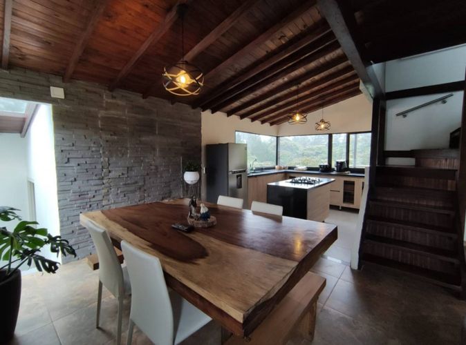 Casa de 3 alcobas en venta en Santa Elena, Medellín, 160 m² · foto 8 de 14