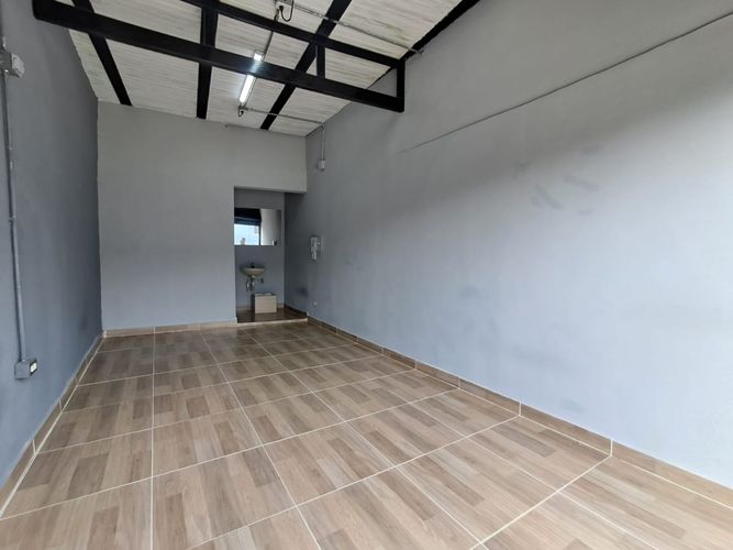 Local en arriendo en Pinares, Pereira, 25 m² · foto 8 de 8