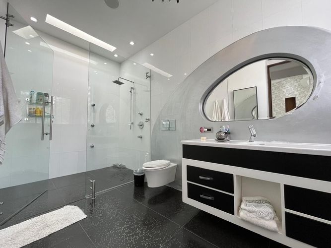 Casa de 5 alcobas en venta en El Poblado, Medellín, 960 m² · foto 17 de 20