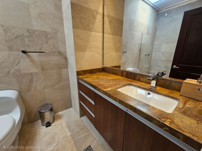 Apartamento de 4 alcobas en venta en San Patricio, Bogotá, 233 m² · foto 16 de 17