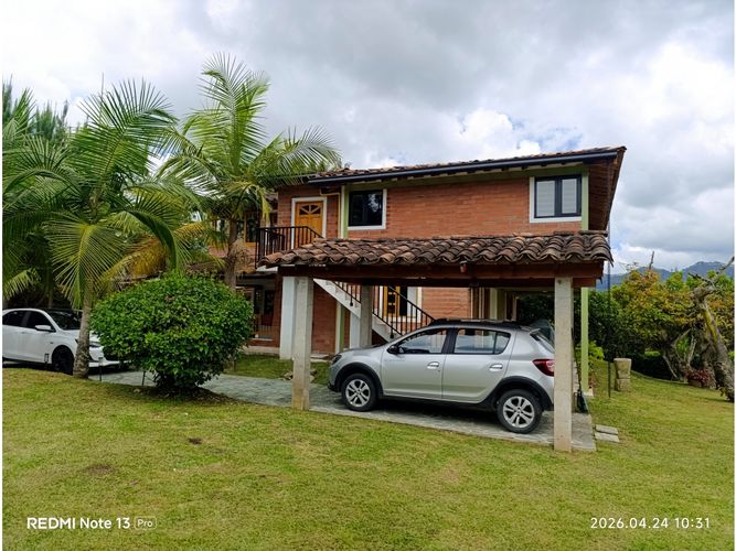 Finca en venta en San Nicolas, Rionegro, 240 m² · foto 9 de 24