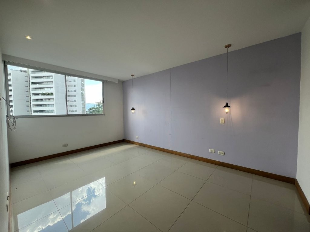 Apartamento en venta en Loma Del Chocho, Envigado · foto 12 de 16