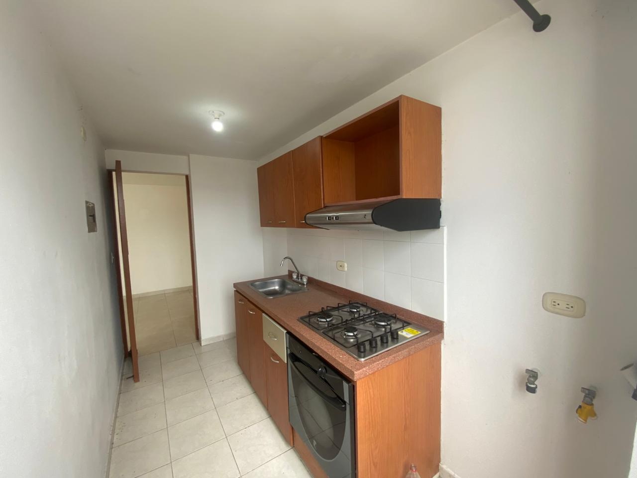 Apartamento en venta en Pinares, Pereira · foto 5 de 13