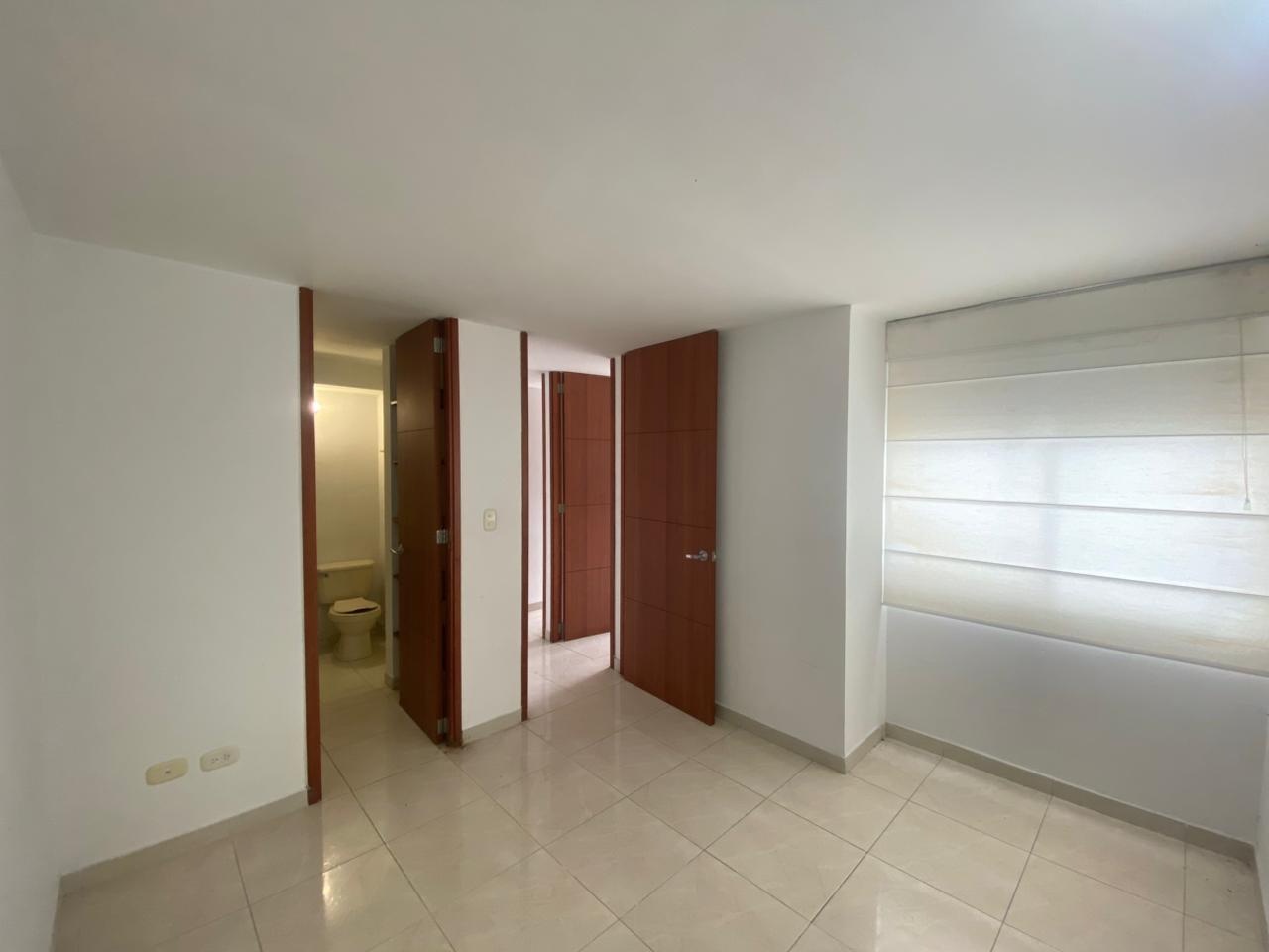 Apartamento en venta en Pinares, Pereira · foto 12 de 13