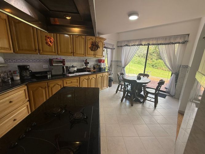 Casa de 5 alcobas en venta en Lagos De Torca, Bogotá, 520 m² · foto 5 de 23