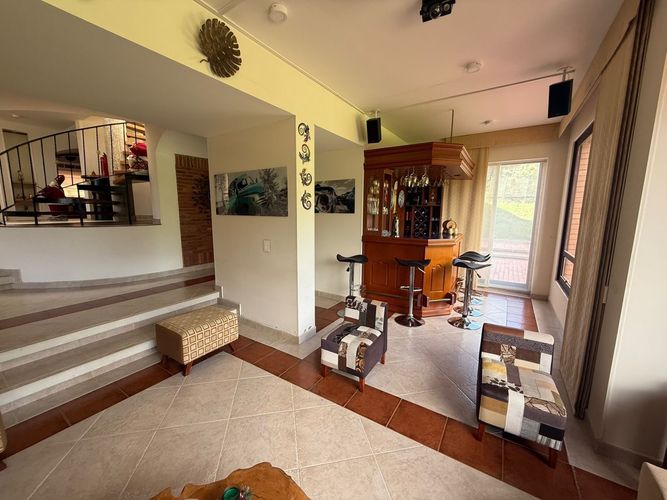 Casa de 5 alcobas en venta en Lagos De Torca, Bogotá, 520 m² · foto 10 de 23