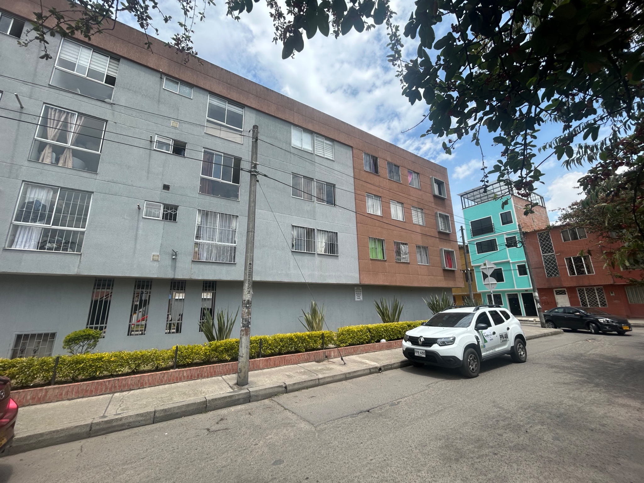 Apartamento en venta en Fontibon, Bogotá · foto 2 de 24