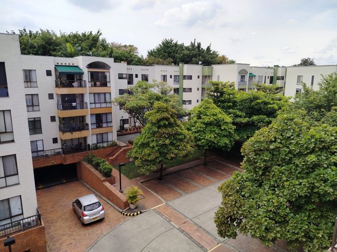 Apartamento de 4 alcobas en venta en La Ferreira, Cali, 105 m² · foto 7 de 19