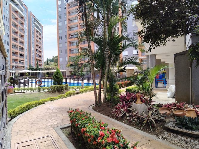 Apartamento de 3 alcobas en venta en Ciudad Jardin, Cali, 94 m² · foto 7 de 23