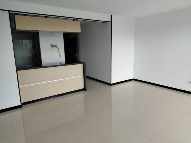 Apartamento de 3 alcobas en venta en Ciudad Jardin, Cali, 94 m² · foto 9 de 23