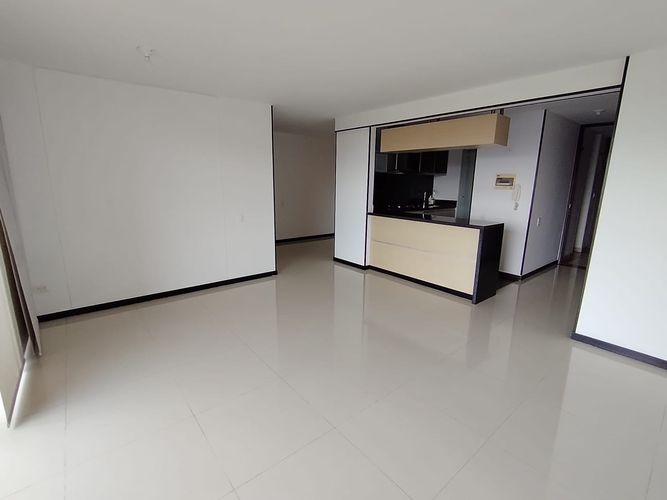 Apartamento de 3 alcobas en venta en Ciudad Jardin, Cali, 94 m² · foto 14 de 23