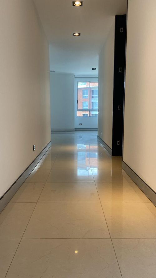 Apartamento de 3 alcobas en venta en Normandia, Cali, 216 m² · foto 9 de 24