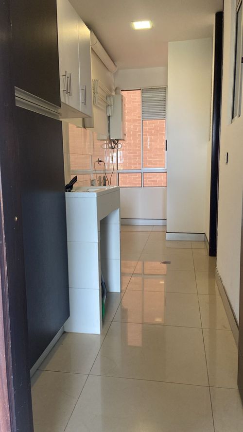 Apartamento de 3 alcobas en venta en Normandia, Cali, 216 m² · foto 15 de 24