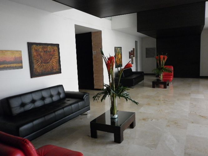 Apartamento de 3 alcobas en venta en Normandia, Cali, 216 m² · foto 21 de 24