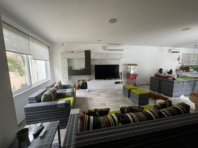 Casa de 5 alcobas en venta en Ricaurte, 540 m² · foto 4 de 20