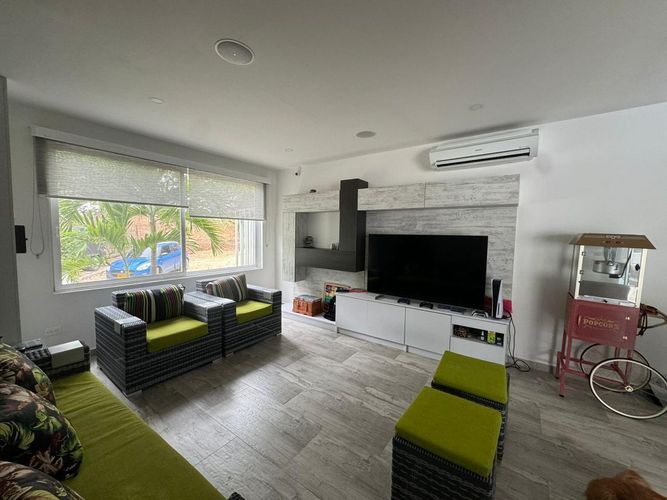 Casa de 5 alcobas en venta en Ricaurte, 540 m² · foto 5 de 20