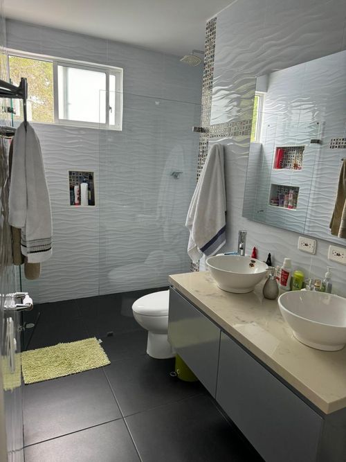 Casa de 5 alcobas en venta en Ricaurte, 540 m² · foto 11 de 20