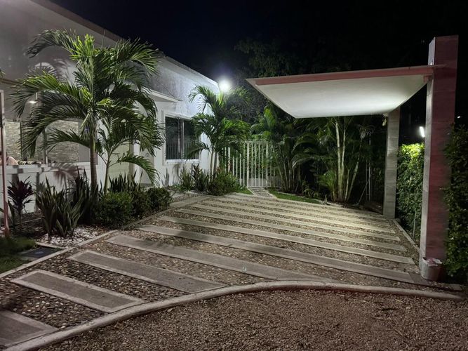 Casa de 5 alcobas en venta en Ricaurte, 540 m² · foto 18 de 20