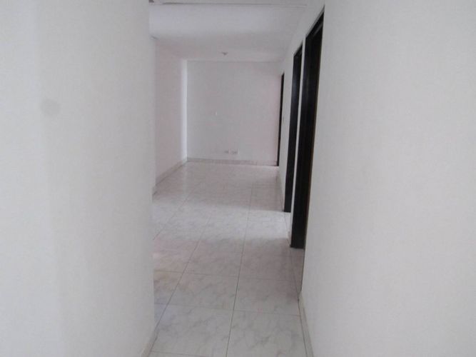 Casa de 6 alcobas en venta en La Flora, Cali, 308 m² · foto 10 de 24