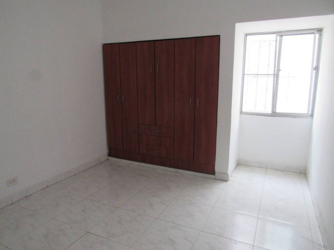 Casa de 6 alcobas en venta en La Flora, Cali, 308 m² · foto 13 de 24