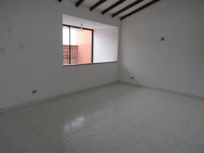 Casa de 6 alcobas en venta en La Flora, Cali, 308 m² · foto 20 de 24