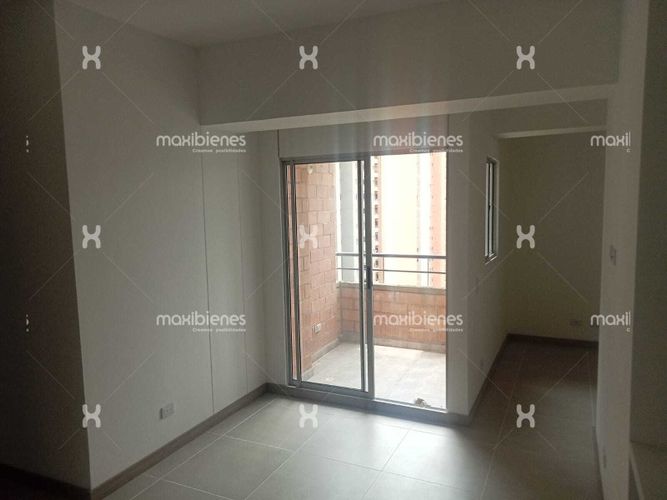 Apartamento de 3 alcobas en venta en La Navarra, Bello, 70 m² · foto 4 de 19