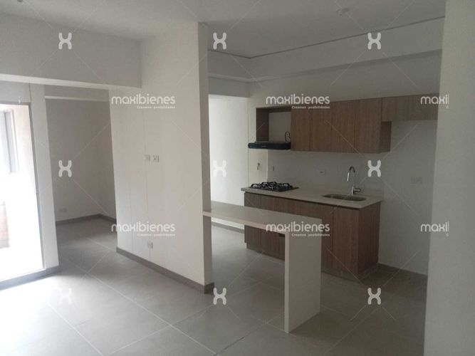 Apartamento de 3 alcobas en venta en La Navarra, Bello, 70 m² · foto 5 de 19