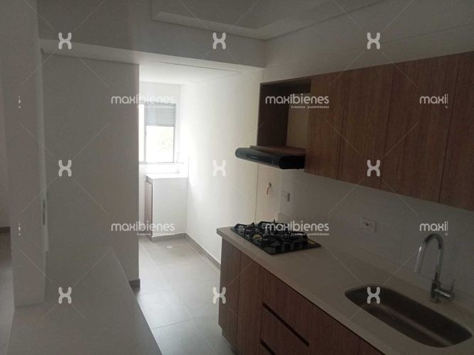 Apartamento de 3 alcobas en venta en La Navarra, Bello, 70 m² · foto 6 de 19