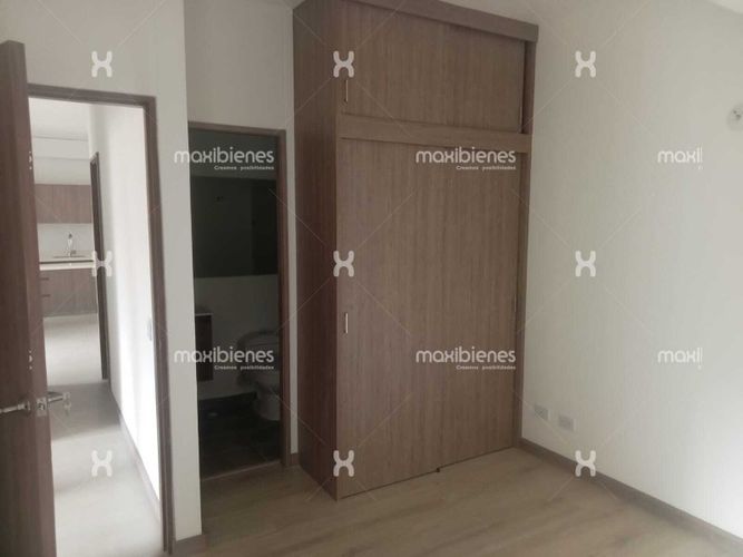 Apartamento de 3 alcobas en venta en La Navarra, Bello, 70 m² · foto 17 de 19