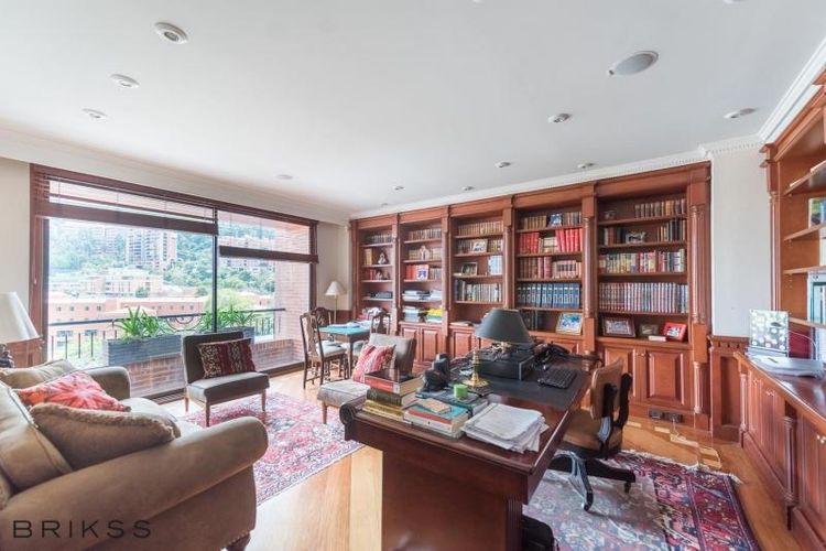 Apartamento de 4 alcobas en venta en Santa Barbara Alta, Bogotá, 500 m² · foto 4 de 19
