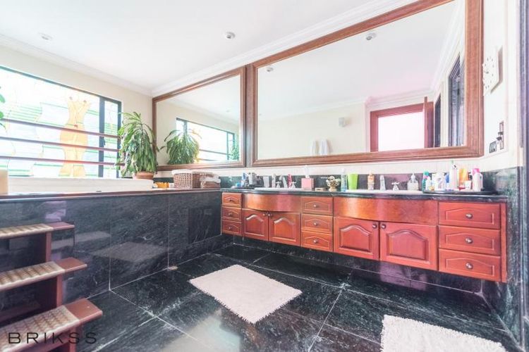 Apartamento de 4 alcobas en venta en Santa Barbara Alta, Bogotá, 500 m² · foto 11 de 19