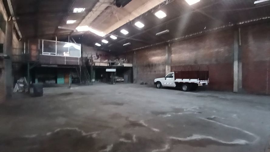 Bodega en venta en Porvenir, Cali, 950 m² · foto 2 de 24