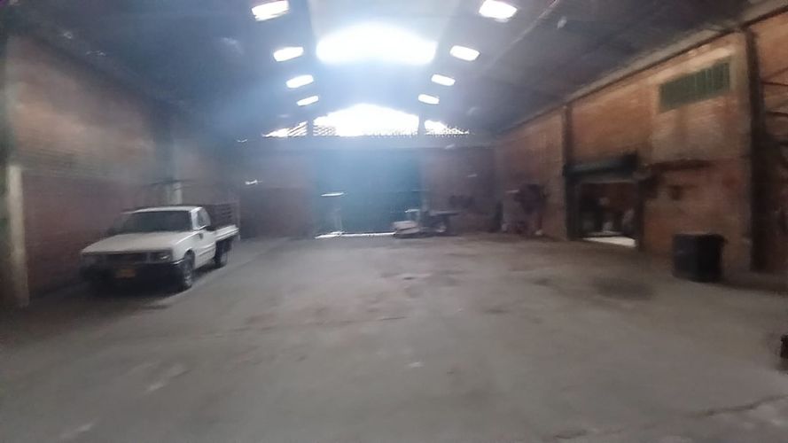 Bodega en venta en Porvenir, Cali, 950 m² · foto 6 de 24