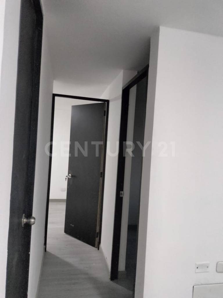 Apartamento en venta en San Antonio Norte, Bogotá · foto 7 de 13