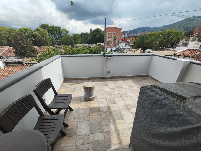 Apartamento en arriendo en Belén, Medellín · foto 2 de 15