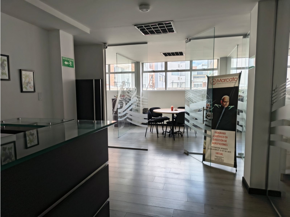 Casa en venta en Campin, Bogotá · foto 4 de 15