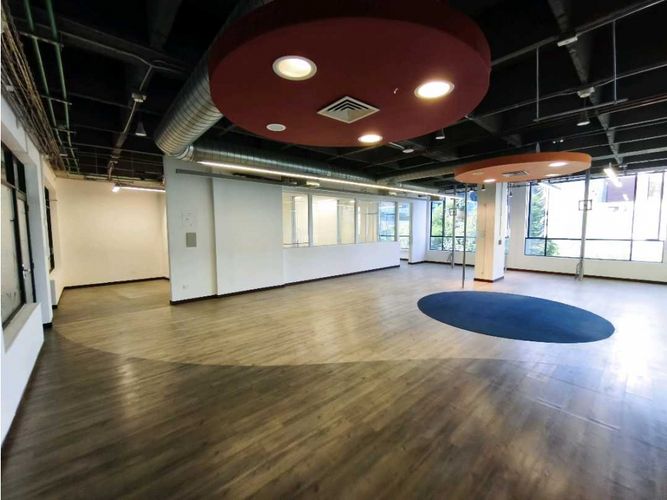 Oficina en arriendo en Milla De Oro, Medellín, 203 m² · foto 3 de 24