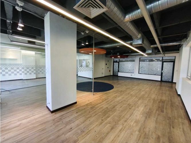 Oficina en arriendo en Milla De Oro, Medellín, 203 m² · foto 7 de 24