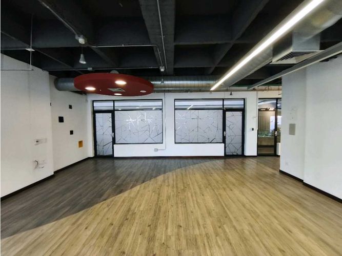 Oficina en arriendo en Milla De Oro, Medellín, 203 m² · foto 15 de 24
