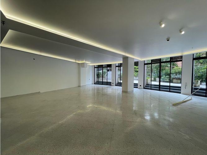 Local en arriendo en Los Balsos, Medellín, 138 m² · foto 4 de 11