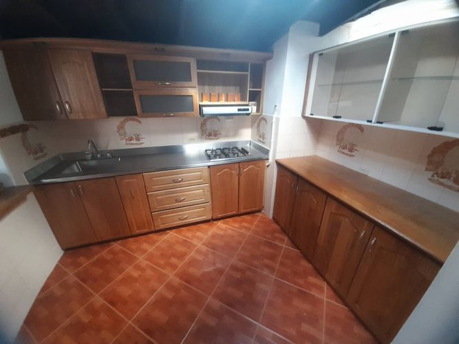 Apartamento de 4 alcobas en arriendo en Santa Fe, Medellín, 166 m² · foto 3 de 23